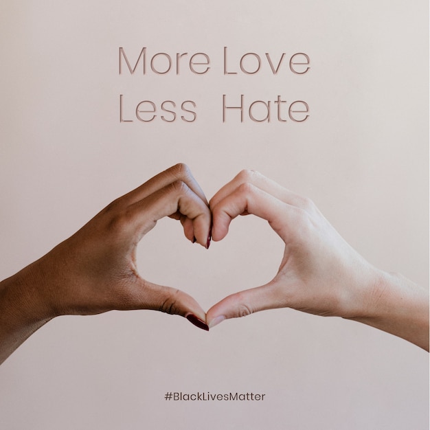 Mehr Liebe, weniger Hass, verschiedene Hände, die sich als Herz-BLM-Social-Media-Post vereint haben