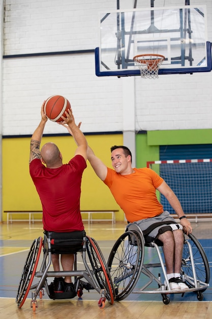 Menschen, die Sport mit Behinderungen treiben