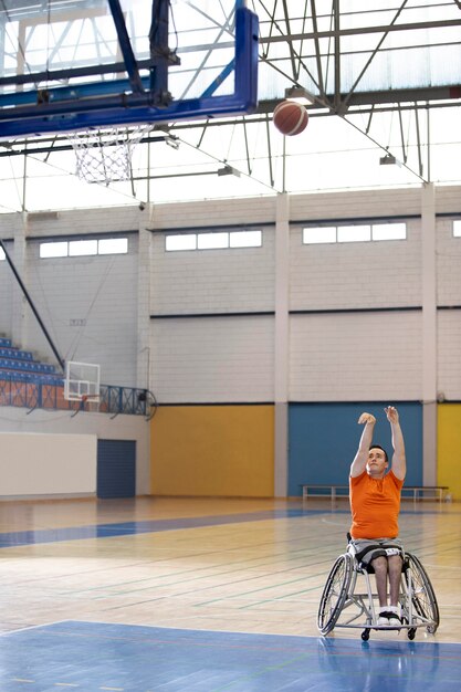 Menschen, die Sport mit Behinderungen treiben