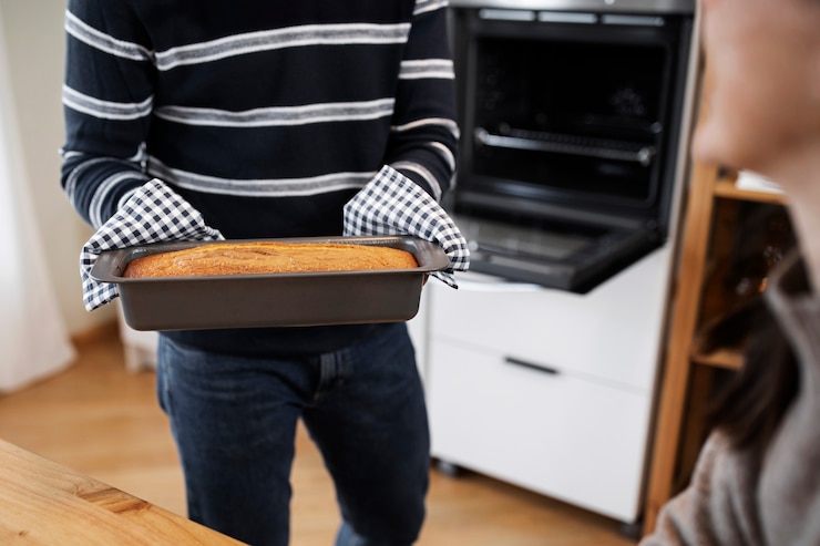 Kostenlose Foto menschen kochen und genießen essen