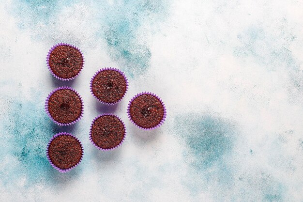 Mini-Schokoladen-Souffle-Cupcakes