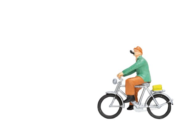 fahrrad mit kindersitz auf dem bürgersteig