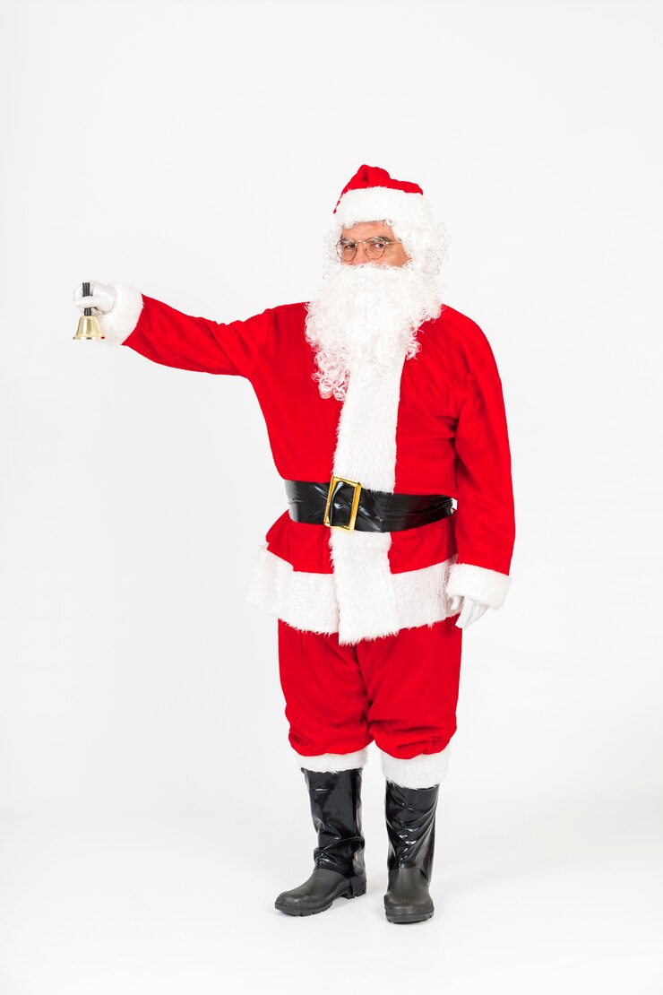 Kostenlose Foto misstrauische santa claus, die glocke steht und regiert
