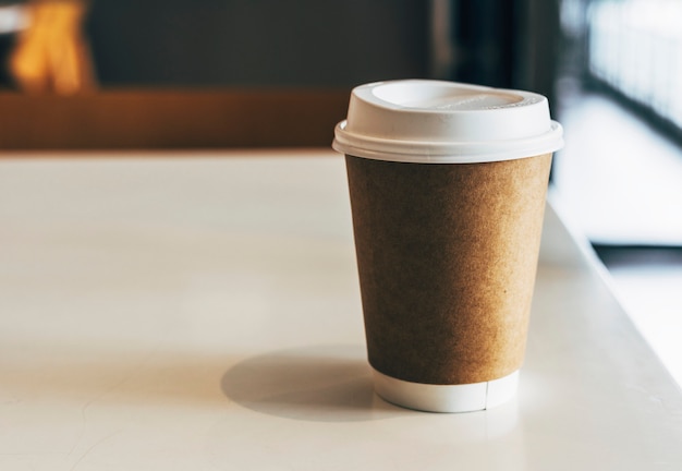 Modell einer wegwerfbaren Kaffeetasse