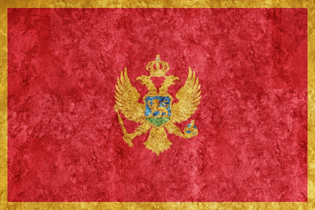 Montenegro Metallische Flagge, strukturierte Flagge, Grunge-Flagge