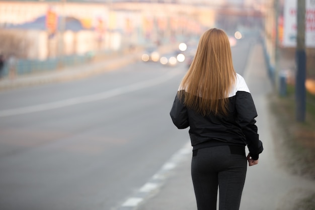 Morgen Joggen auf der Stadtbrücke