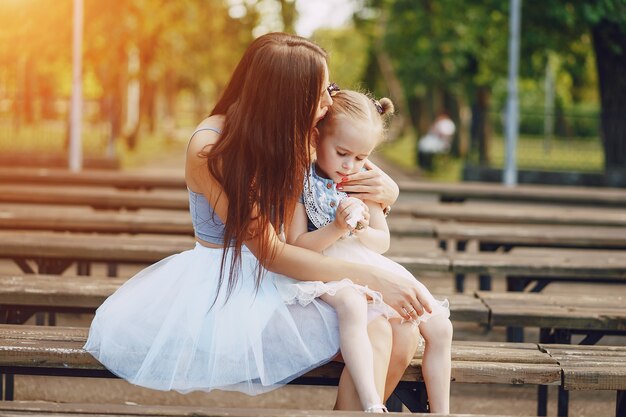 Mutter mit Tochter