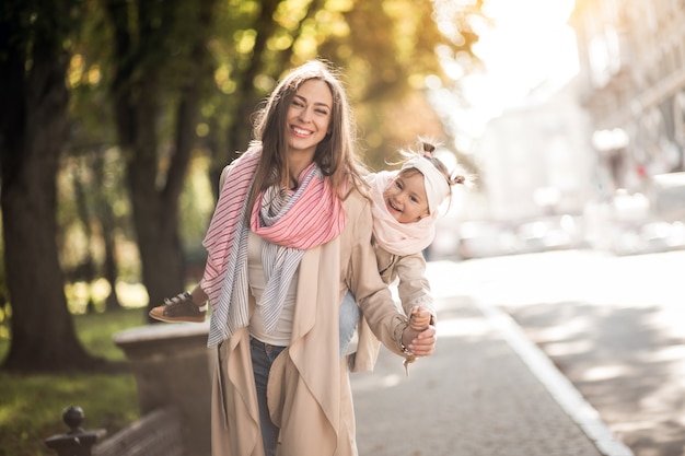 Mutter und Tochter