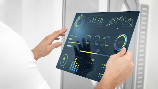 Business-Intelligence-Diagramme auf einem Tablet