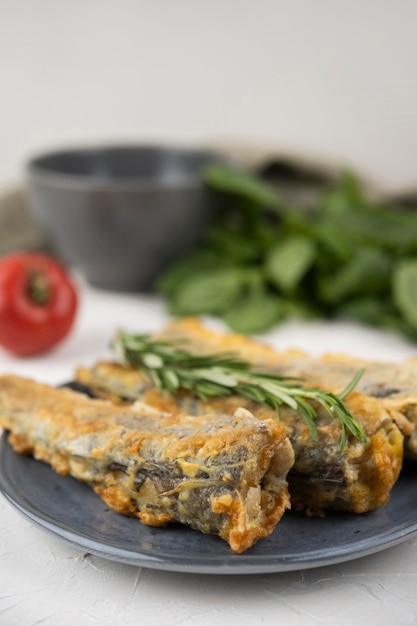 Kostenloses Foto nahaufnahme des köstlichen fisch-und-chips-essens