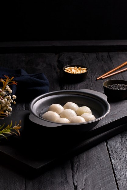 Nahaufnahme einer appetitlichen Tangyuan-Schüssel