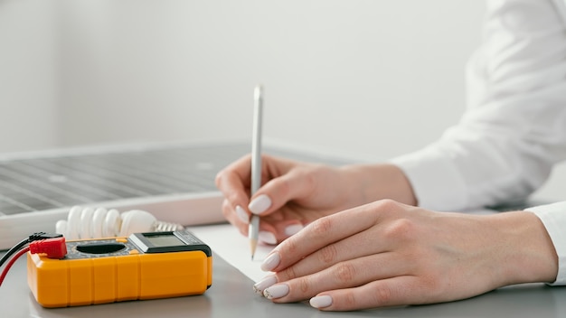 Nahaufnahme Handschrift auf Papier