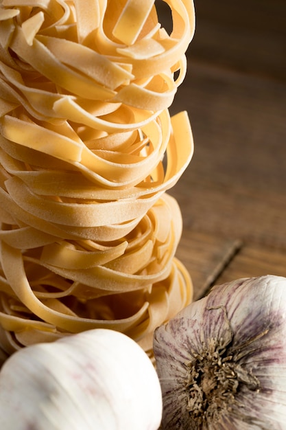 Nahaufnahme Tagliatelle mit Knoblauch