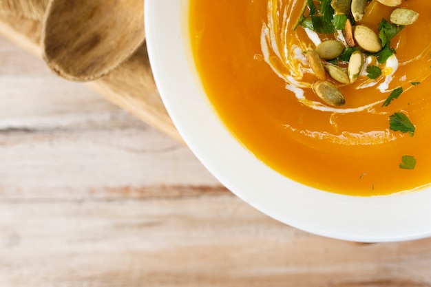 Kostenloses Foto nahaufnahmeschüssel sahnesuppe