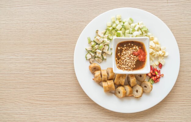 Nam-Neaung, vietnamesische Fleisch-Ball-Wraps