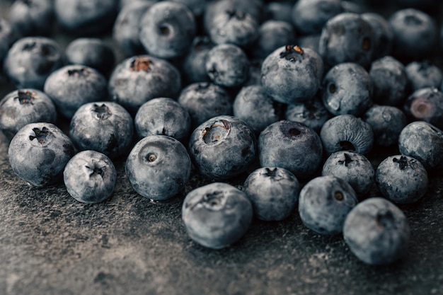 Nasse reife Heidelbeeren schließen Makroaufnahme