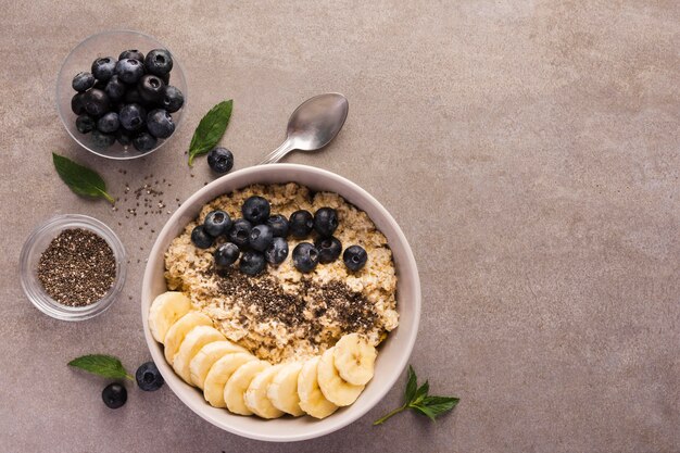 Natürliche gesunde Desserts kopieren Raum Draufsicht