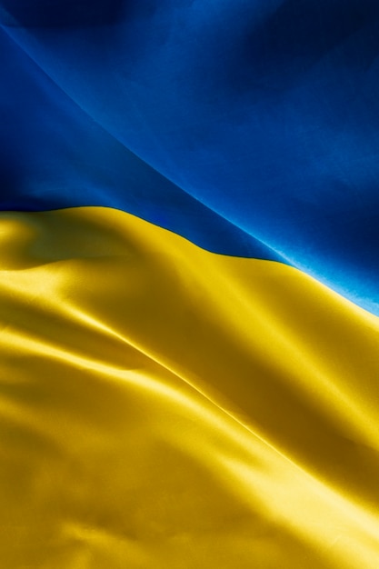 Oben sehen Sie das Stillleben der ukrainischen Flagge