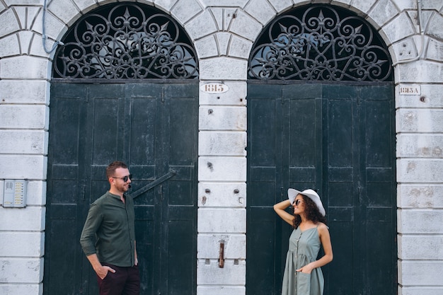 Paare auf Flitterwochen in Venedig