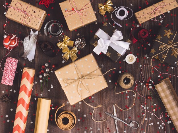 Paketweihnachtsgeschenkkastenweihnachtsverpackungs-Packpapier des neuen Jahres,