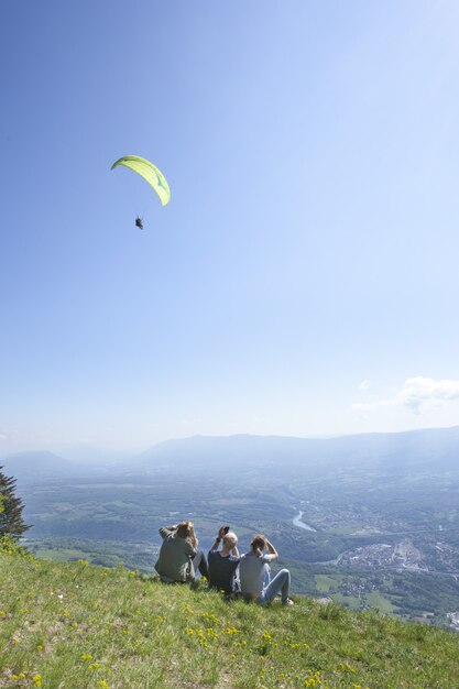 Paragliding-Flug über Bellegarde Sur Valserine ab Sorgia, Ain, Frankreich