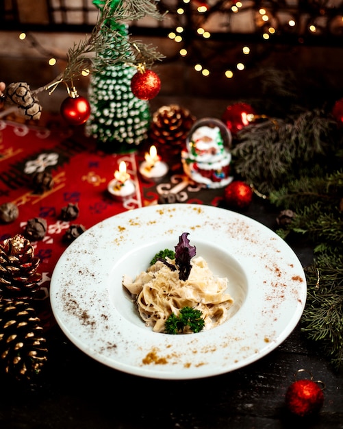 Pasta mit verschiedenen Kräutern