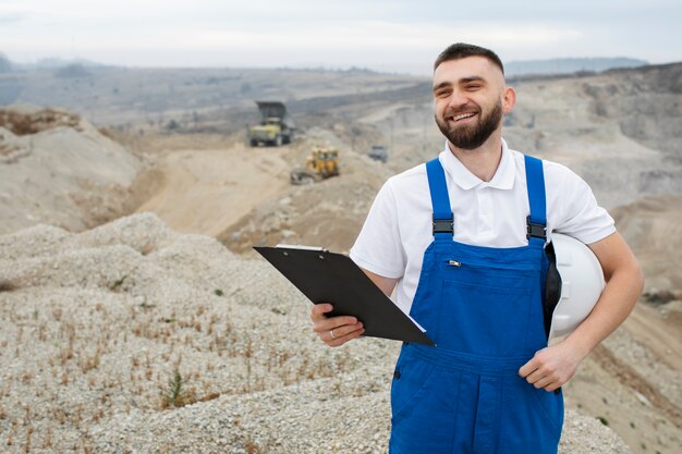 Person, die im Baugewerbe tätig ist