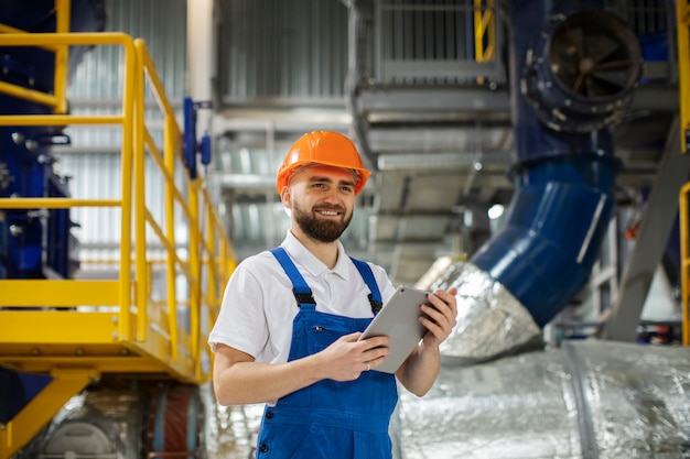 Person, die im Baugewerbe tätig ist