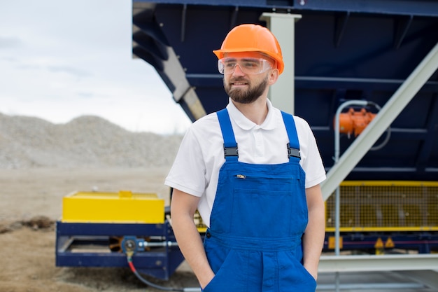 Person, die im Baugewerbe tätig ist