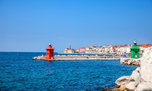 Piran Stadt in Slowenien auf dem Körper des Mittelmeers