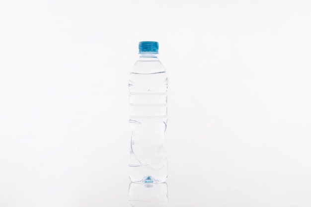Plastikflasche Wasser