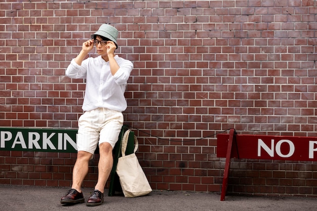 Porträt einer jungen asiatischen Person