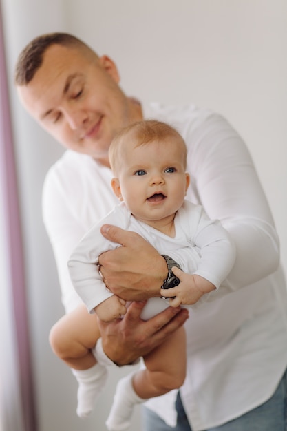 Porträt einer jungen Familie