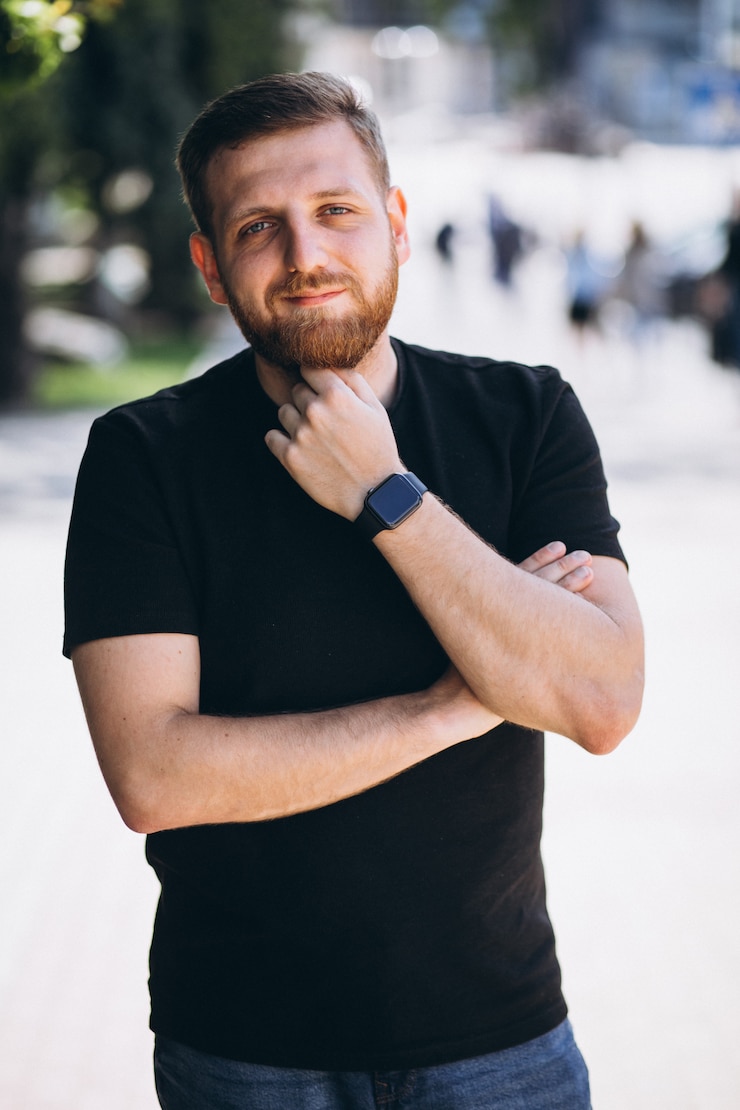 Kostenlose Foto porträt eines jungen, hübschen mannes