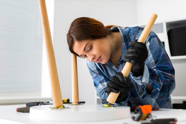 Kostenloses Foto porträt weiblich arbeiten