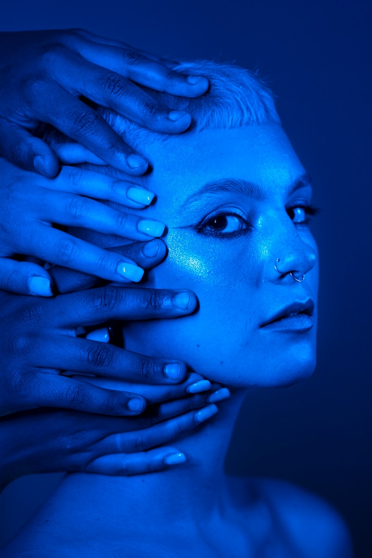 Kostenlose Foto porträthintergrund des blauen lichts