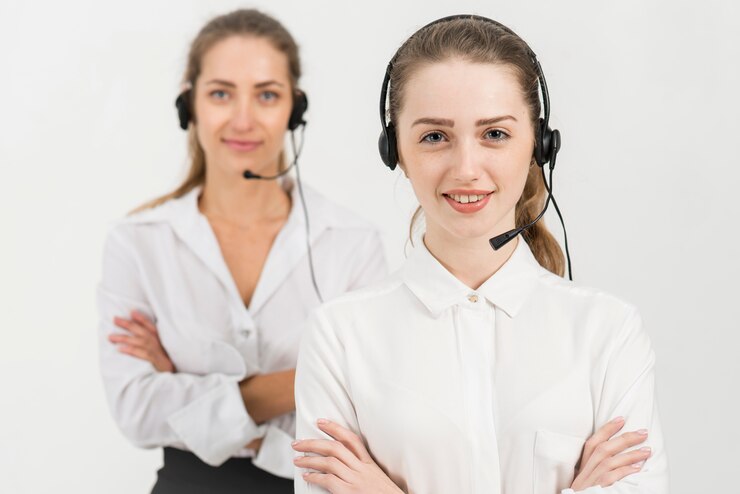 Kostenlose Foto portrait von call-center-frauen