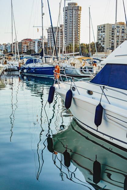 private Yachten im Hafen