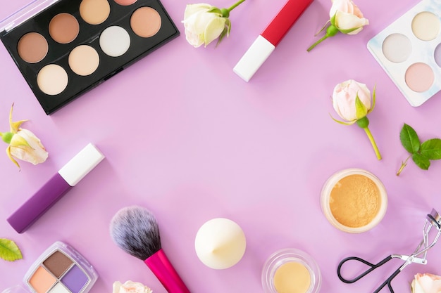 Rahmen mit Make-up-Produkten