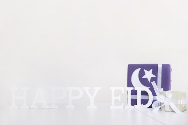 Ramadan-Komposition mit Geschenken
