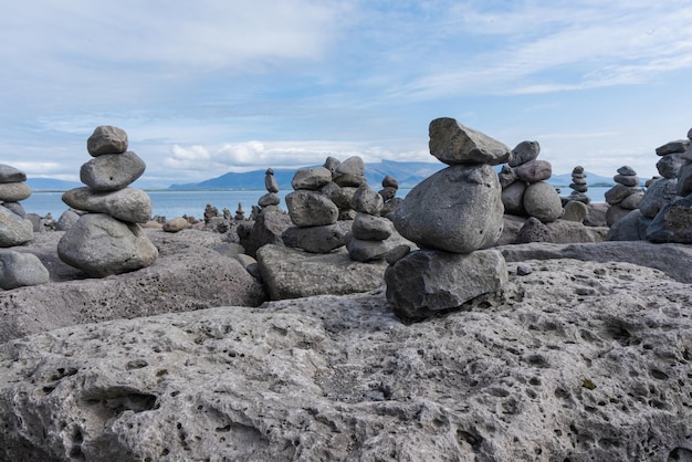 Kostenloses Foto reykjavik, island, 13. juni 2023: künstlerische felsen