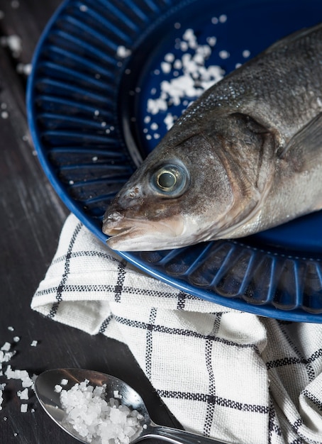 Roher Fisch zum Kochen