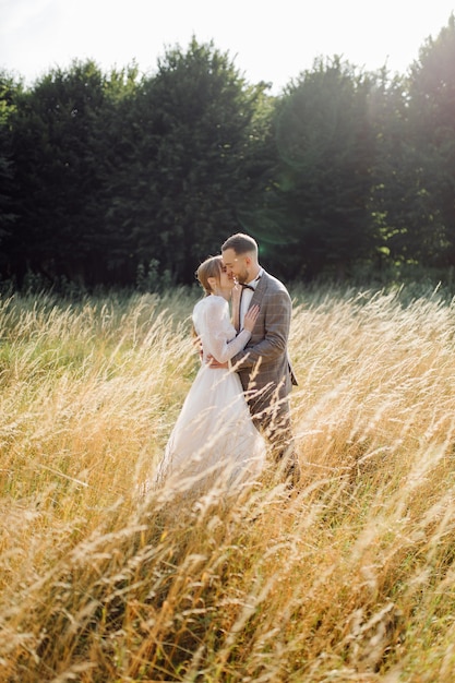 Romantisches Hochzeitspaar in der Liebe