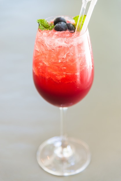 Rote Beerencocktails