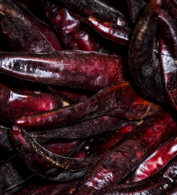 Kostenloses Foto rote trockene bohnen für verkauf auf markt