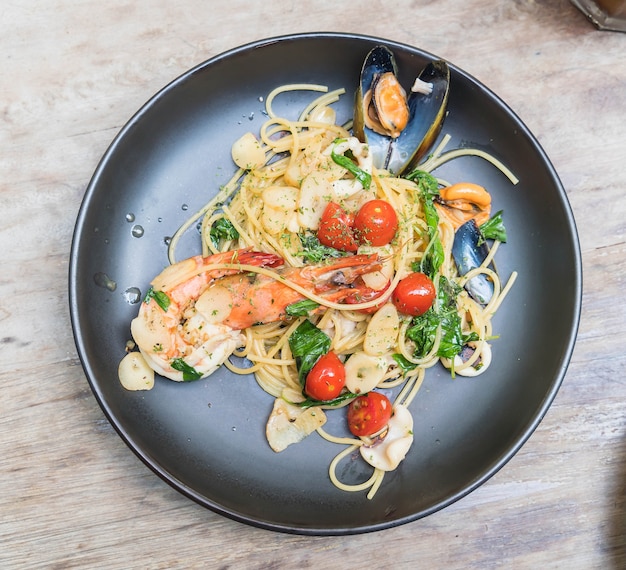 Rühren-gebratene Spaghetti-Meeresfrüchte