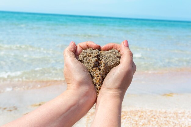 Sand in der Hand