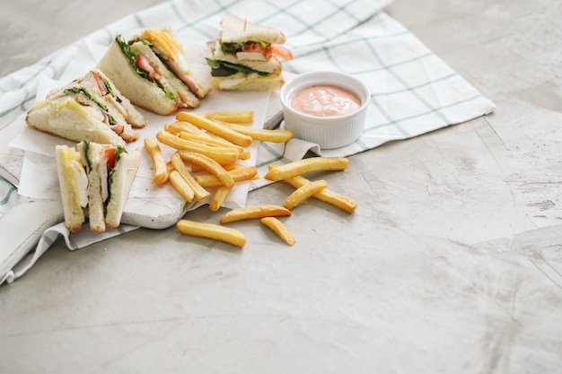 Sandwiches mit Pommes Frites