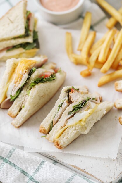 Sandwiches mit Pommes Frites