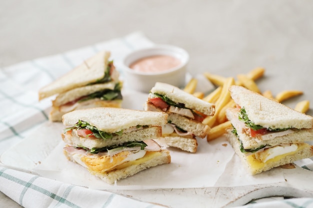 Sandwiches mit Pommes Frites